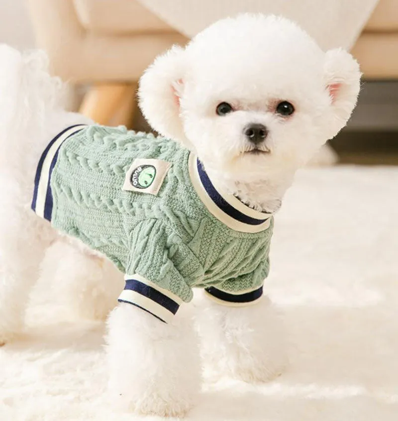 Autumn and winter short twist knit sweater sweater pet clothes