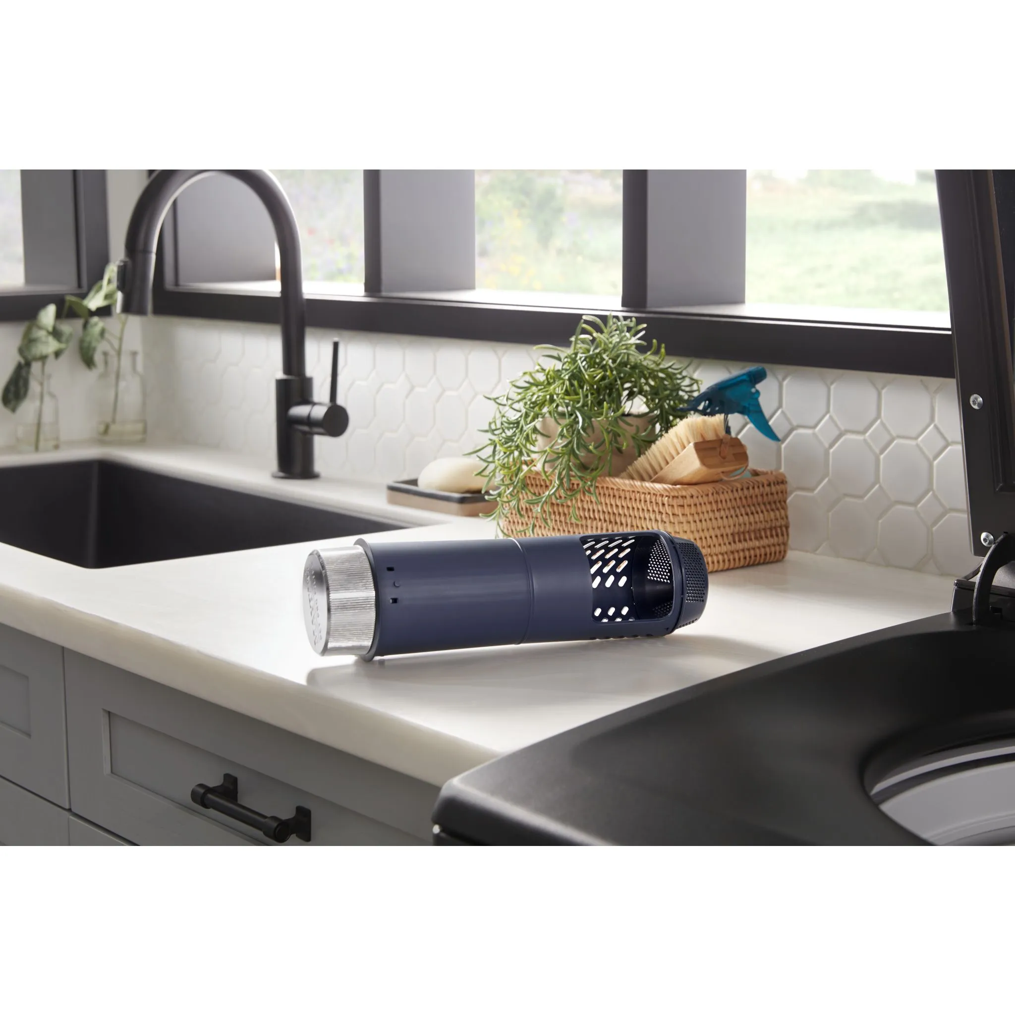 Maytag Top Load Washer (Pet Pro) (MVW6500MBK) - Volcano Black
